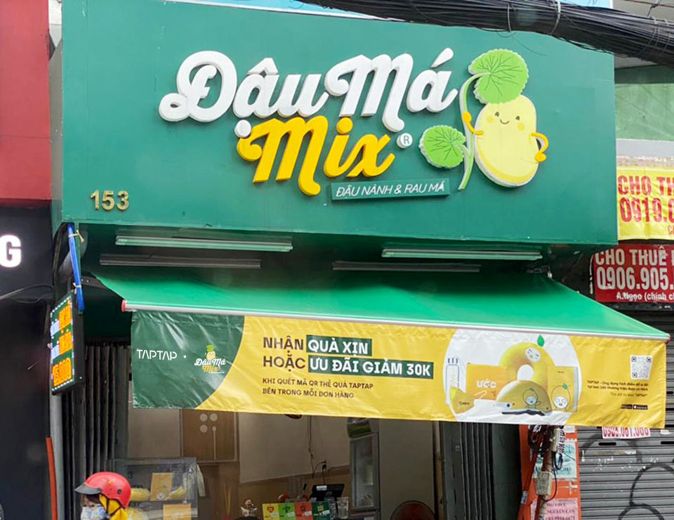 Banner chương trình chăm sóc khách hàng mà TAPTAP Vietnam triển khai tại cửa hàng Đậu Má Mix