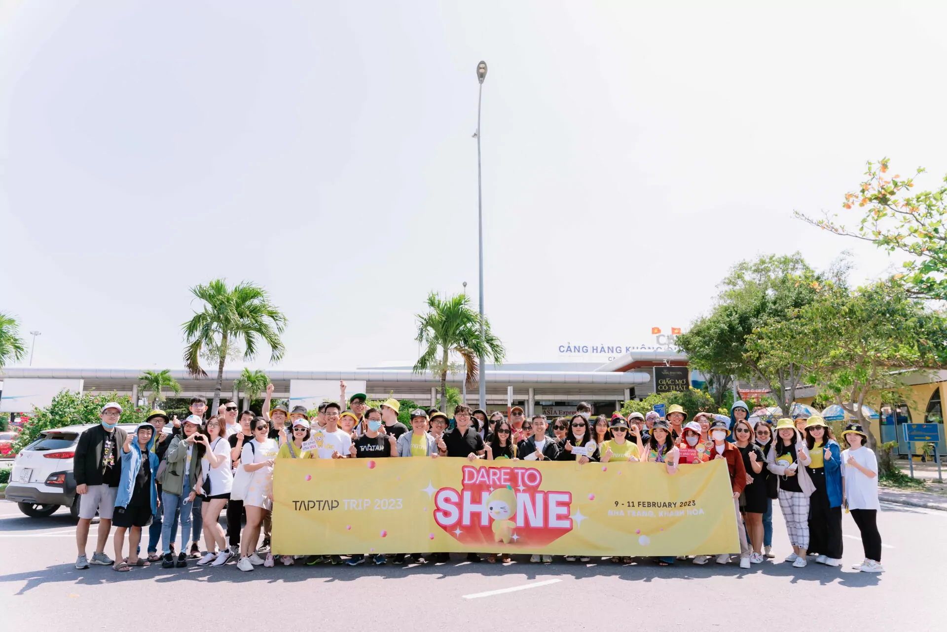 Xuất hành đầu năm: DARE TO SHINE – Dám lăn xả cho một năm VUI mới! 1 LOI02060 scaled