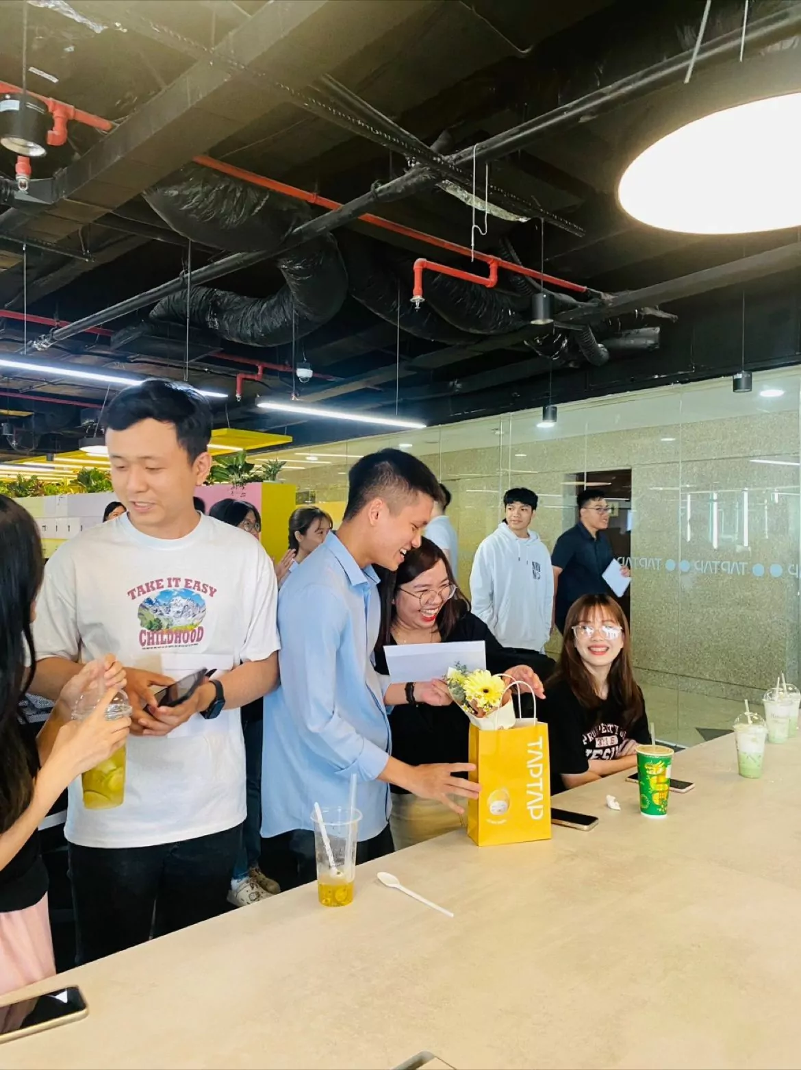 Chúc mừng ngày Quốc tế Phụ Nữ 8 tháng 3 5 1709895461623 1